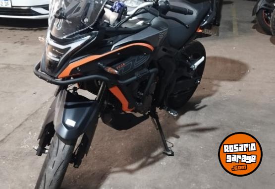 Motos - Voge 300 DS 2025 Nafta 2800Km - En Venta