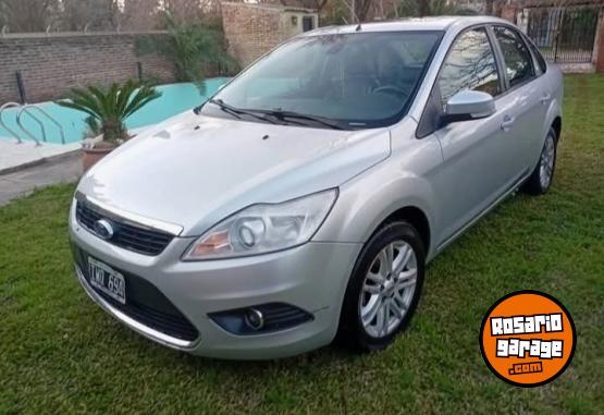 Autos - Ford Focus Exe Ghia 2010 Nafta 285000Km - En Venta