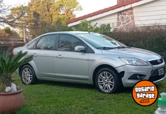 Autos - Ford Focus Exe Ghia 2010 Nafta 285000Km - En Venta