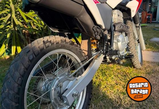 Motos - Honda Xr tornado 250 2021 Nafta 4000Km - En Venta