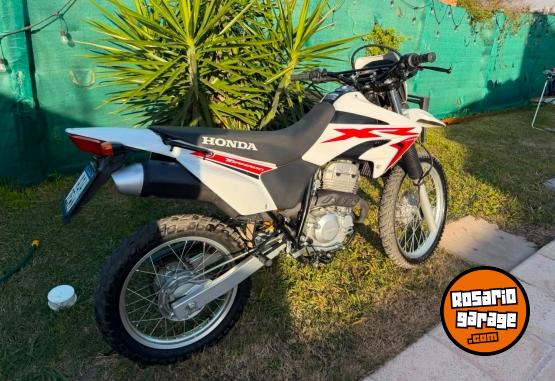 Motos - Honda Xr tornado 250 2021 Nafta 4000Km - En Venta