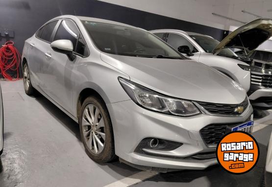 Autos - Chevrolet CRUZE LT 2018 Nafta 70000Km - En Venta