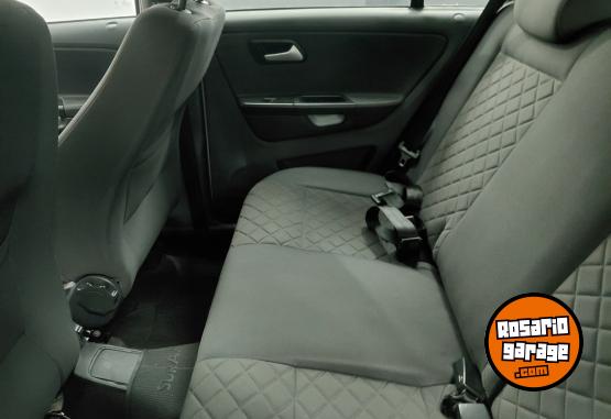 Autos - Volkswagen SURAN HIGHLINE 2017 Nafta 112000Km - En Venta