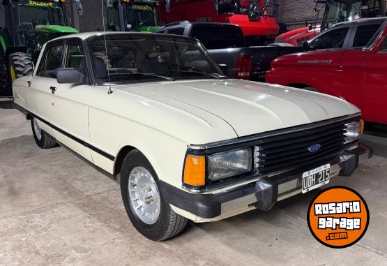 Autos - Ford Falcon deluxe 3.6 1983 Nafta 120000Km - En Venta