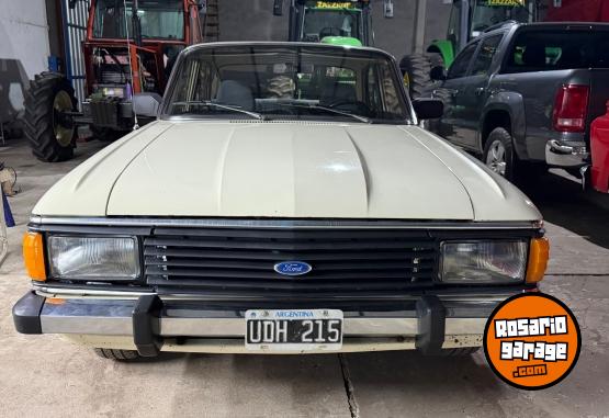 Autos - Ford Falcon deluxe 3.6 1983 Nafta 120000Km - En Venta