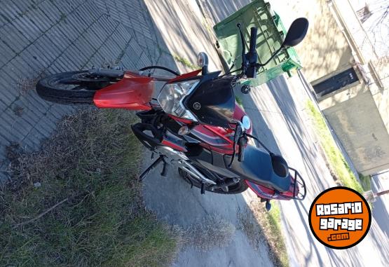 Motos - Yamaha Ybrz 125 2018 Nafta 18000Km - En Venta