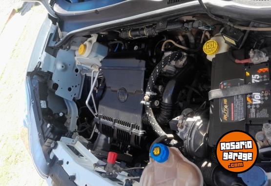 Utilitarios - Fiat Doblo cargo cargo active 2012 GNC 200000Km - En Venta