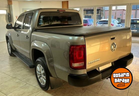 Camionetas - Volkswagen AMAROK COMFORTLINE 2020 Diesel 99200Km - En Venta