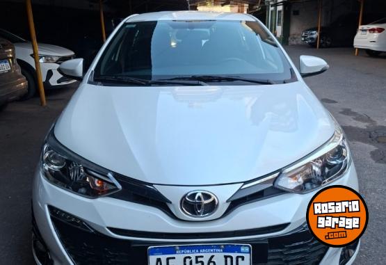 Autos - Toyota YARIS XLS 5 PTAS AT 2021 Nafta 79000Km - En Venta