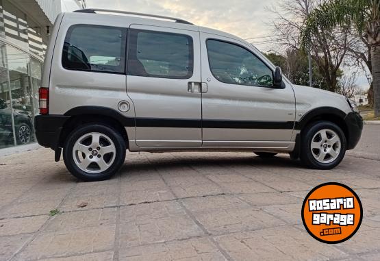 Utilitarios - Peugeot Partner patagonica 2010 Diesel 203000Km - En Venta