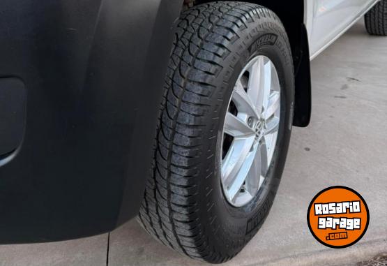 Camionetas - Volkswagen Amarok Starline 2015 Diesel 137000Km - En Venta