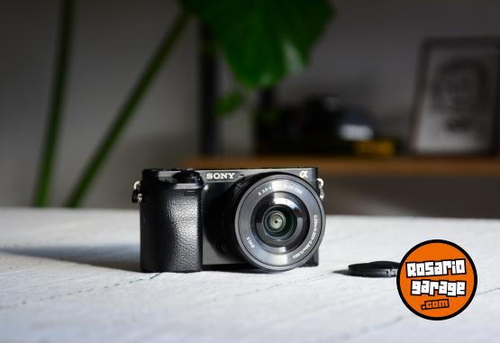 Electrónica - Sony Alpha A6000 - En Venta
