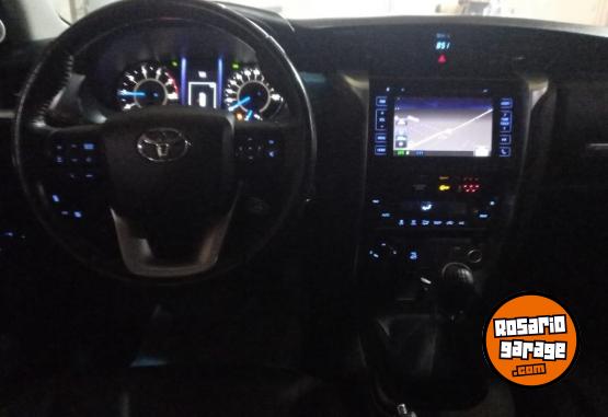 Camionetas - Toyota SW4 2018 Diesel 135000Km - En Venta