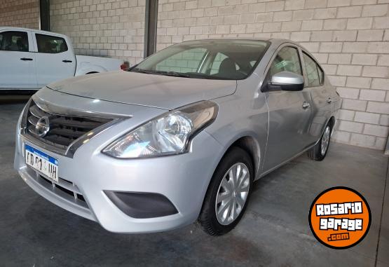 Autos - Nissan Versa Sense 2018 Nafta 139000Km - En Venta