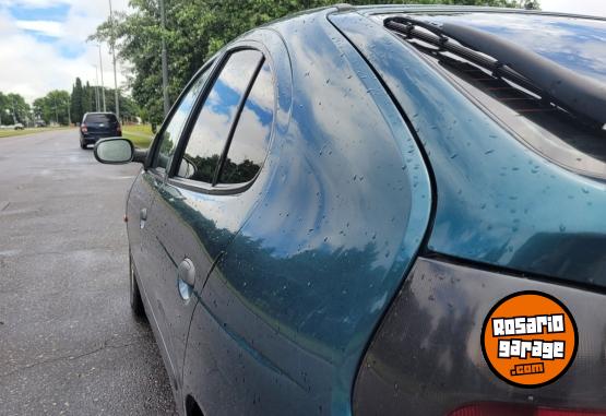 Autos - Renault Megane 1998 Diesel 250000Km - En Venta
