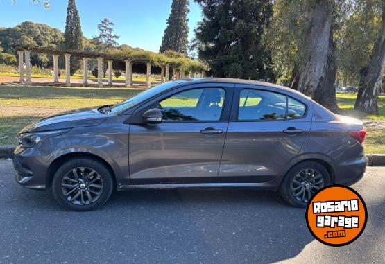 Autos - Fiat Cronos Drive GSE Mt 2023 GNC 227047Km - En Venta