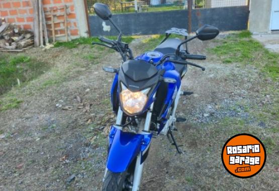 Motos - Honda New twister 2022 Nafta 7200Km - En Venta