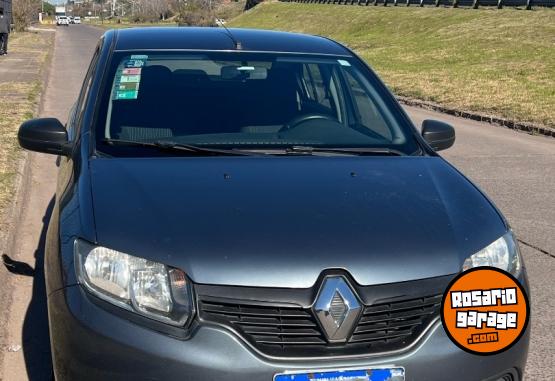 Autos - Renault Logan 2019 GNC 69000Km - En Venta