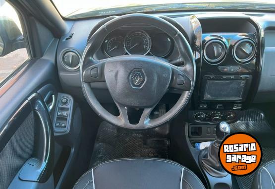 Camionetas - Renault Duster Oroch Outsider 2016 Nafta 90000Km - En Venta