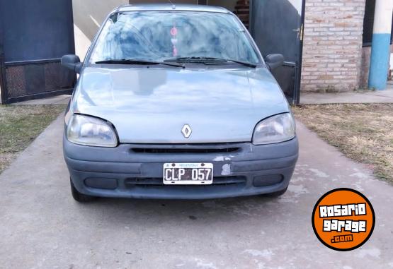 Autos - Renault Clio 1998 Diesel 270000Km - En Venta