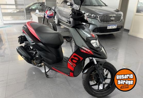 Motos - Aprilia SR 160 2024 Nafta 10950Km - En Venta