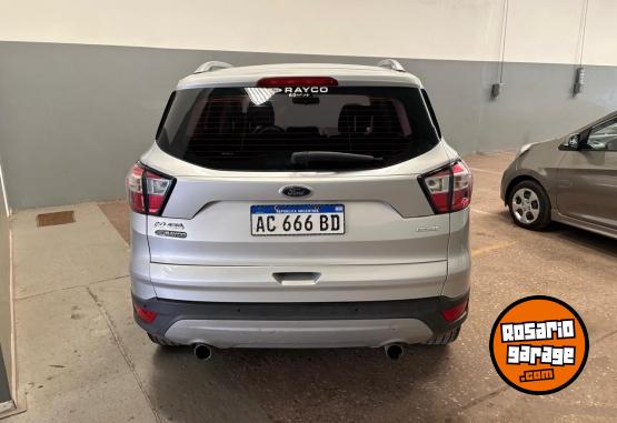 Autos - Ford Kuga Sel 2.0 4x2 2017 Nafta 120000Km - En Venta