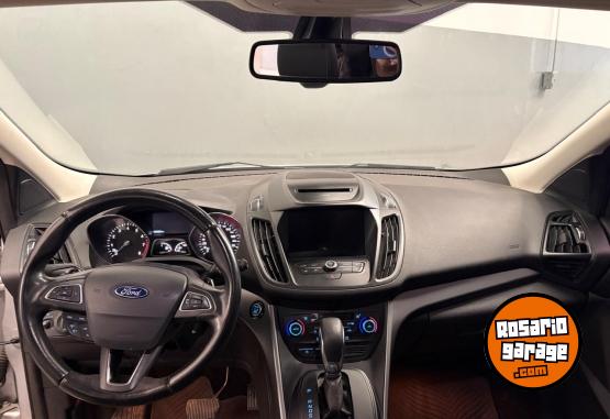 Autos - Ford Kuga Sel 2.0 4x2 2017 Nafta 120000Km - En Venta