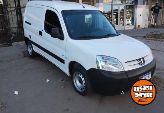 Utilitarios - Peugeot PARTNER CONFORT 1.6 HDI 2021 Diesel 55000Km - En Venta