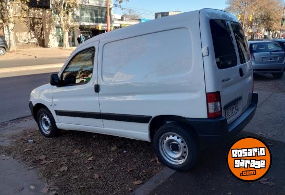 Utilitarios - Peugeot PARTNER CONFORT 1.6 HDI 2021 Diesel 55000Km - En Venta