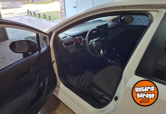Autos - Toyota XLI 2.0 2022 Nafta 86800Km - En Venta