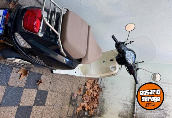 Motos - Motomel Euro Strato 150 2025 Nafta 3900Km - En Venta