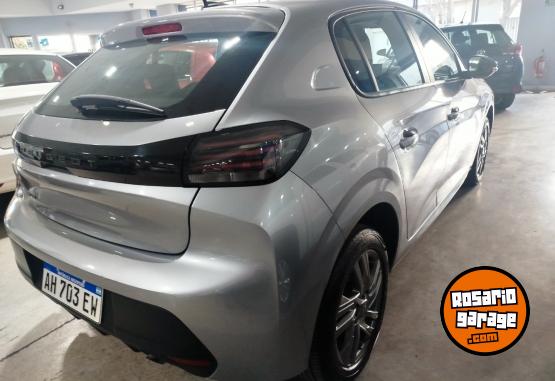 Autos - Peugeot 208 ALLURE 1.6 2025 Nafta 19000Km - En Venta