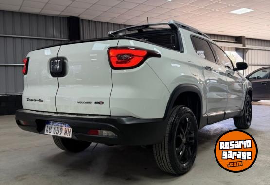 Camionetas - Fiat Toro Volcano 4x4 2017 Diesel 140000Km - En Venta