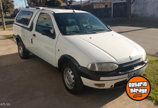 Utilitarios - Fiat Strada 2002 Diesel 250000Km - En Venta