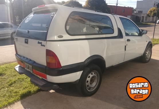 Utilitarios - Fiat Strada 2002 Diesel 250000Km - En Venta