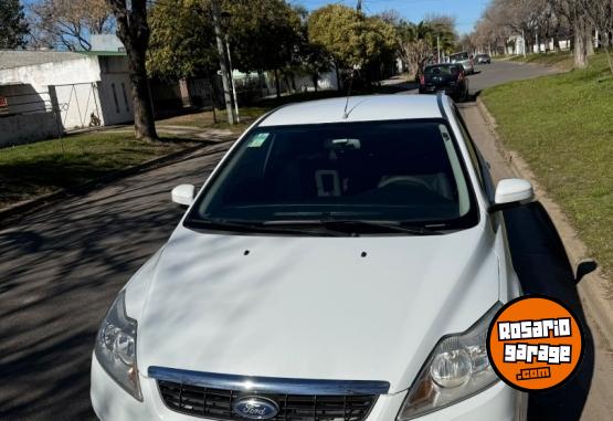 Autos - Ford Focus exe 2011 Nafta 193000Km - En Venta