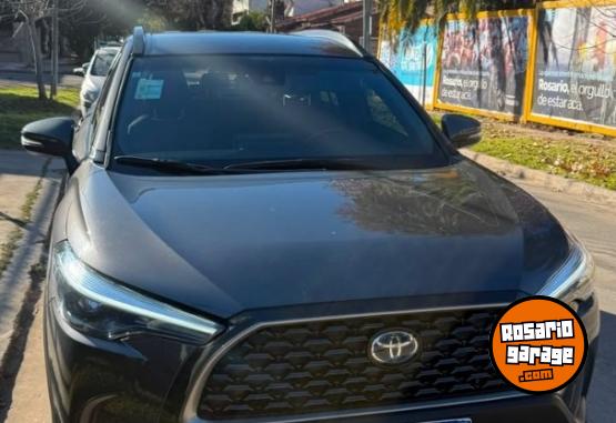 Autos - Toyota Corolla Cross 1.8 Seg Ecv 2022 Electrico / Hibrido 32600Km - En Venta
