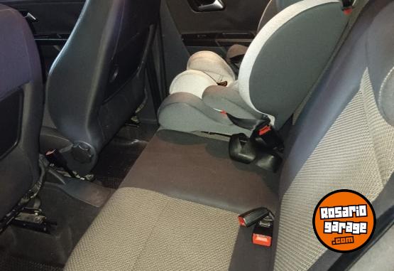 Autos - Volkswagen Suran 2011 Nafta 106Km - En Venta