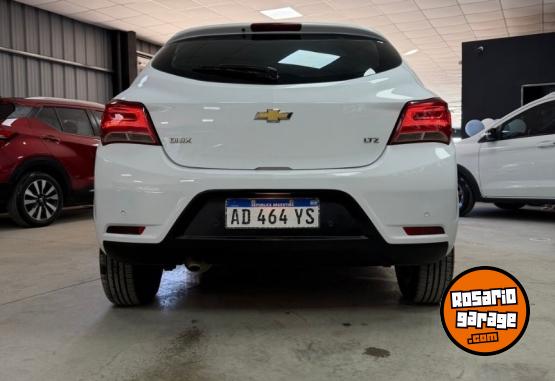 Autos - Chevrolet Onix LTZ 2017 Nafta 118000Km - En Venta
