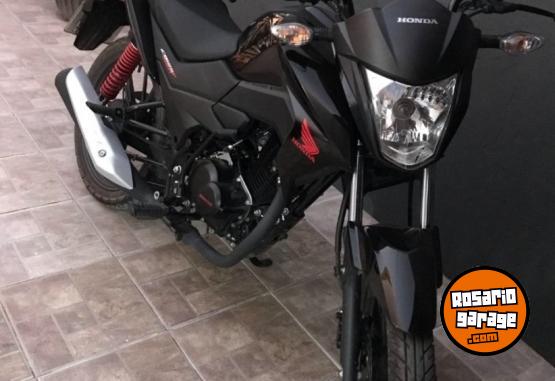 Motos - Honda Cb Twister 125 2021 Nafta 23780Km - En Venta