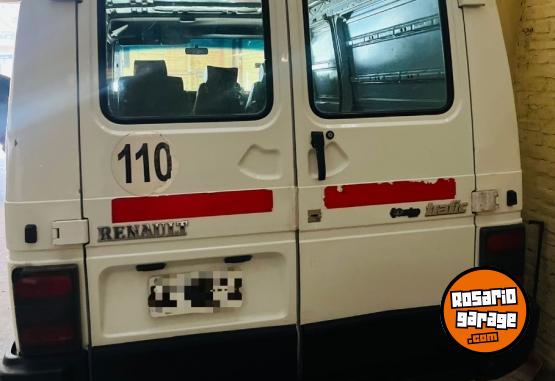 Utilitarios - Renault Trafic 2002 Diesel 50000Km - En Venta