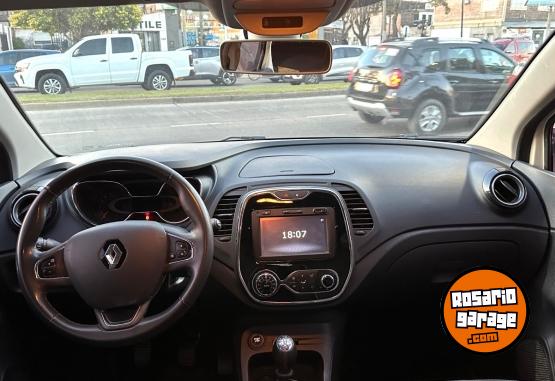 Autos - Renault Captur Intens 2018 Nafta 90000Km - En Venta