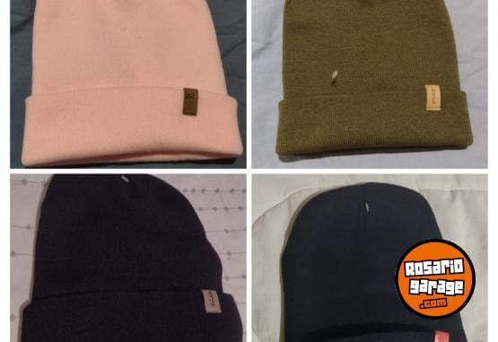 Indumentaria - Gorros de lana - En Venta