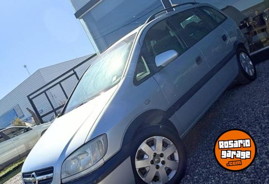 Camionetas - Chevrolet ZAFIRA GL 2.0 2010 Nafta 190000Km - En Venta