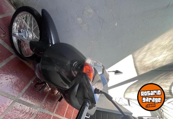 Motos - Motomel Blitz 2024 Nafta 4000Km - En Venta