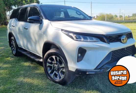 Camionetas - Toyota Sw4 Diamond 2022 Diesel 40000Km - En Venta