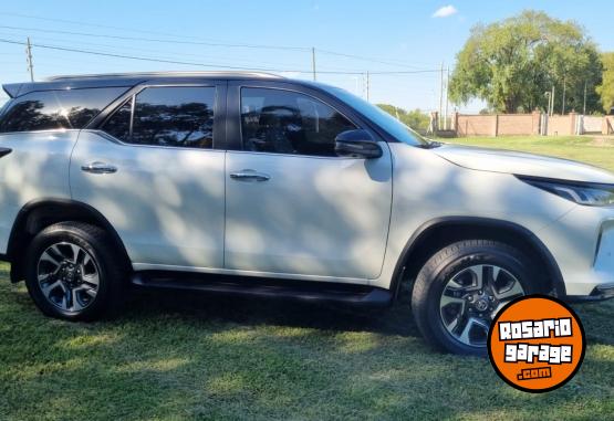 Camionetas - Toyota Sw4 Diamond 2022 Diesel 40000Km - En Venta