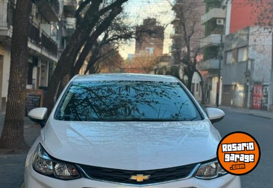 Autos - Chevrolet CRUZE 2018 Nafta 83000Km - En Venta