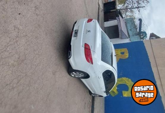 Autos - Peugeot Peugeot 408 active 2016 Nafta 153000Km - En Venta