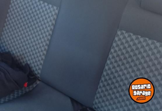 Autos - Volkswagen Gol trend 3p haigline 2015 Nafta 250000Km - En Venta